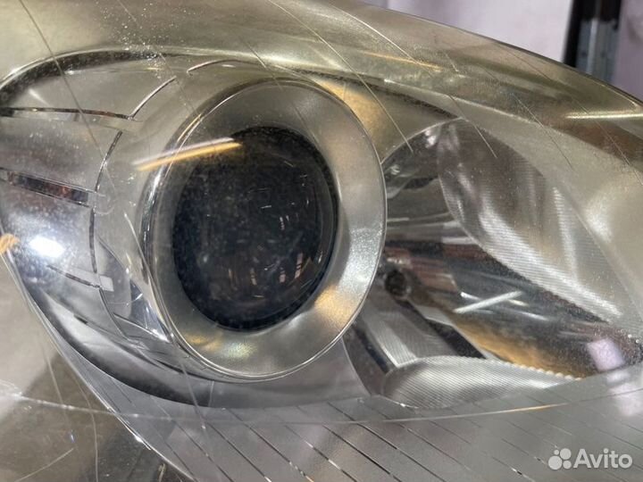 Фара передняя правая Mercedes W245 M266E17