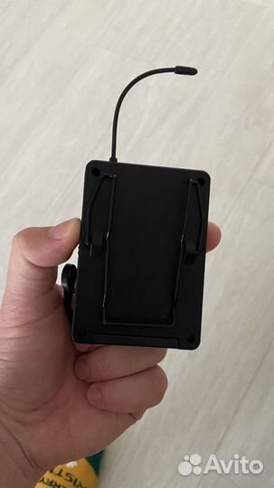 Беспроводной петличный микрофон