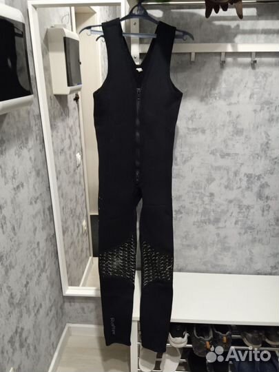 Неопреновый гидрокостюм (костюм) 54 размер