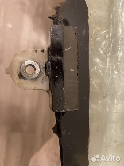 Стекло на mitsubishi outlander 3