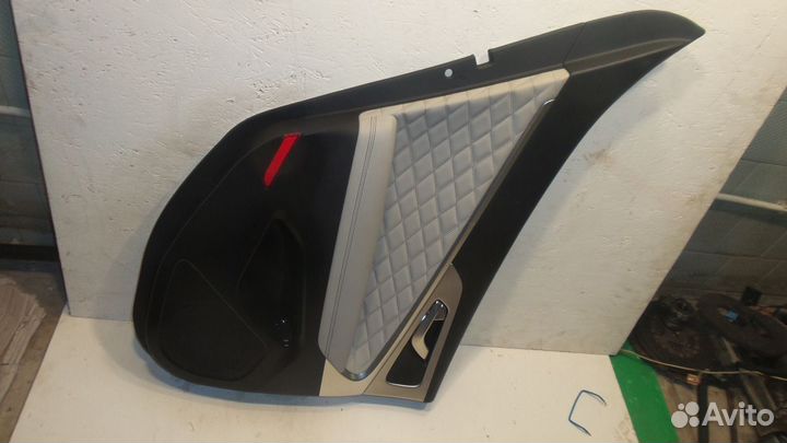 Hyundai Genesis G70 обшивка задняя левая