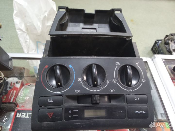 Климат контроль Toyota Corolla e15