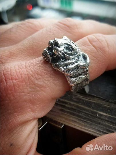 Серебряное кольцо 