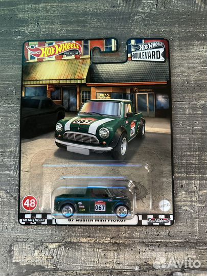 Hot Wheels Premium Boulevard