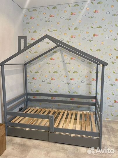 Детская кроватка Домик Особый