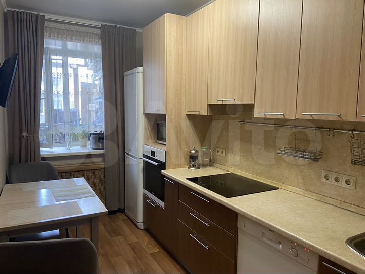 2-к. квартира, 53 м², 2/2 эт.