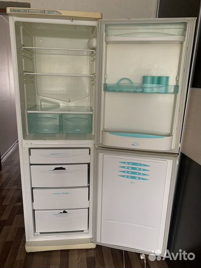 Холодильник бу Стинол