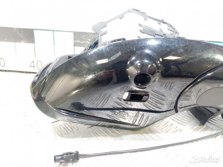 Б/У Корпус зеркала правого W213 (правый рул#001