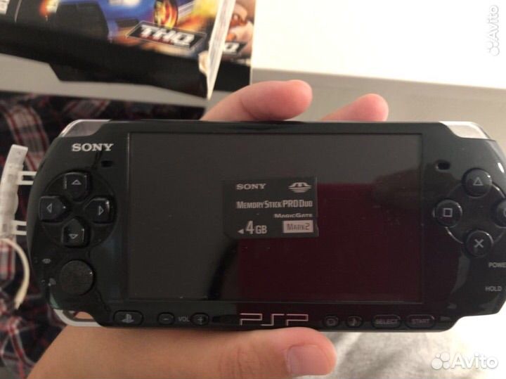 Sony psp 3008 новая +игры