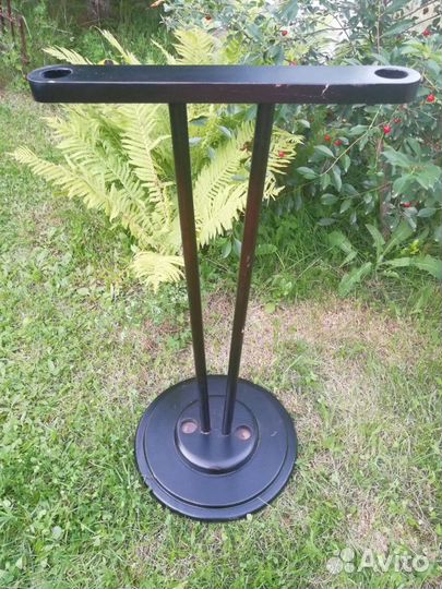 Флагшток напольный деревянный двухштоковый