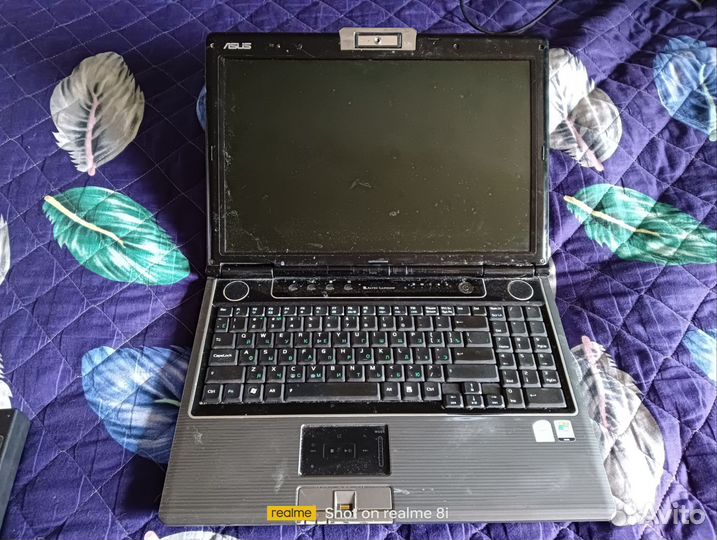 Ноутбук asus