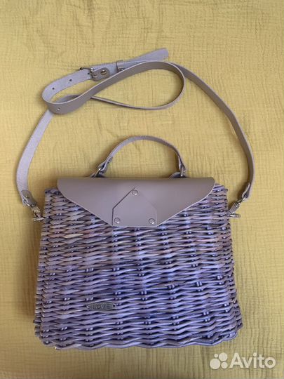 Хлебницы, корзины, шкатулки из лозы