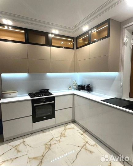 Кухонные гарнитуры