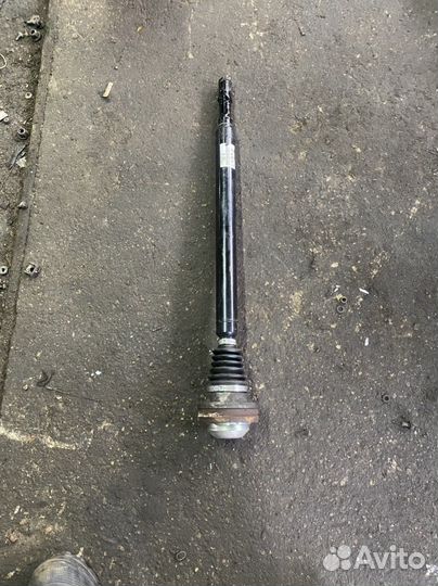 Привод (полуось) VW Caddy3 2.0 TDI R 2K0407272E