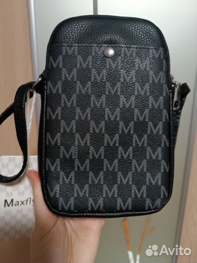 Сумка маленькая новая Maxfly