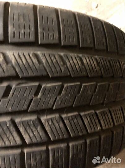 Pirelli Scorpion 275/40 R20