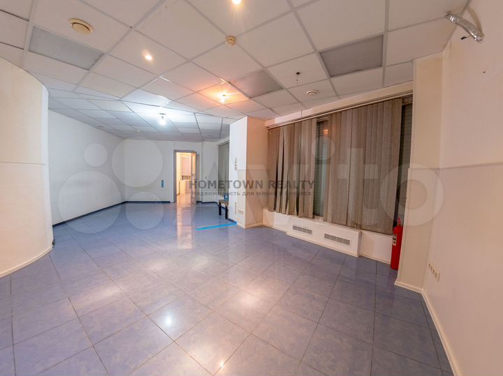 Торговая площадь, 130 м²