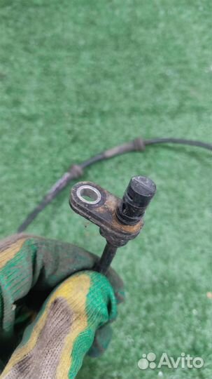 Датчик ABS задний правый Nissan Tiida 2008