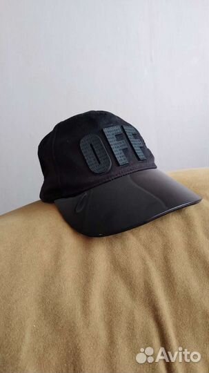 Бейсболка черная,на мальчика