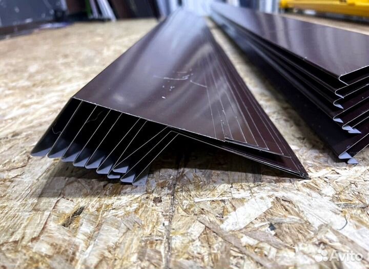 Планки карнизные