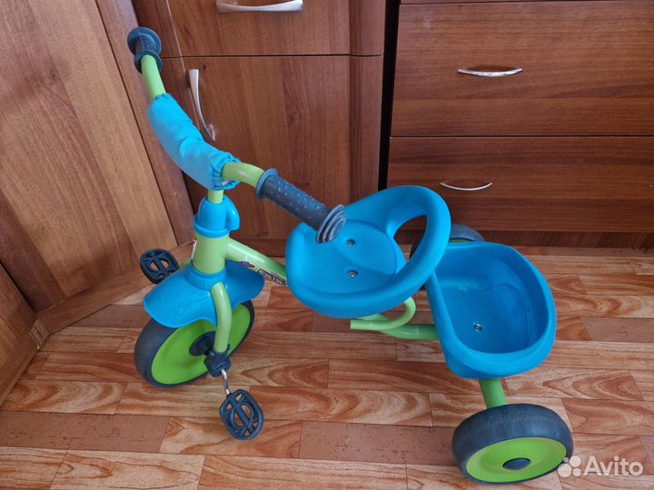 Трехколесный велосипед