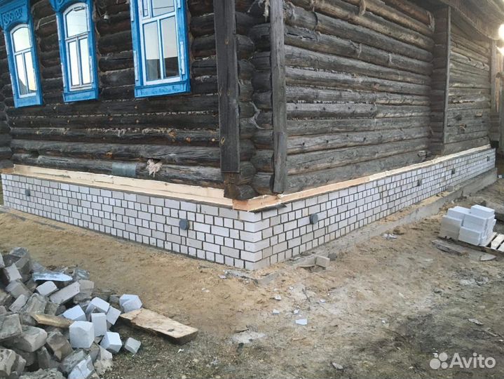 Бригада строителей