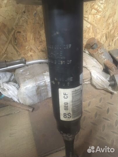 Передние стойки в сборе Ауди А4 B7