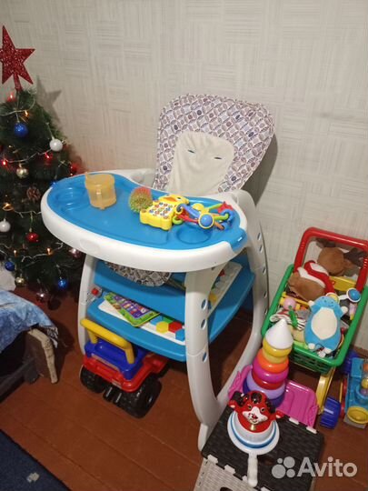Столик для кормления ребенка