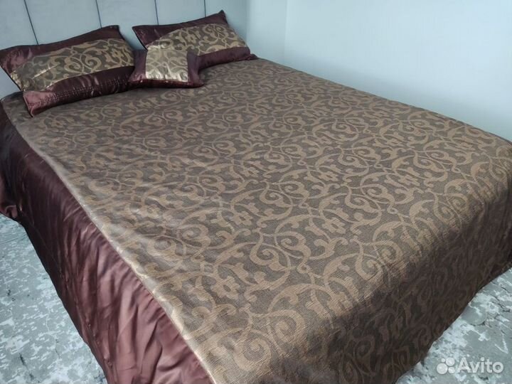 Комплект покрывало и наволочки