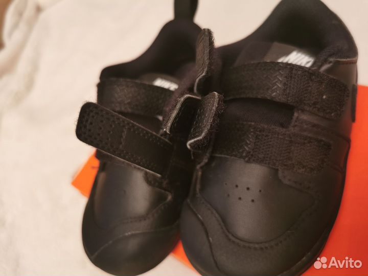 Кроссовки детские nike