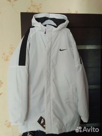 Куртка демисезонная новая