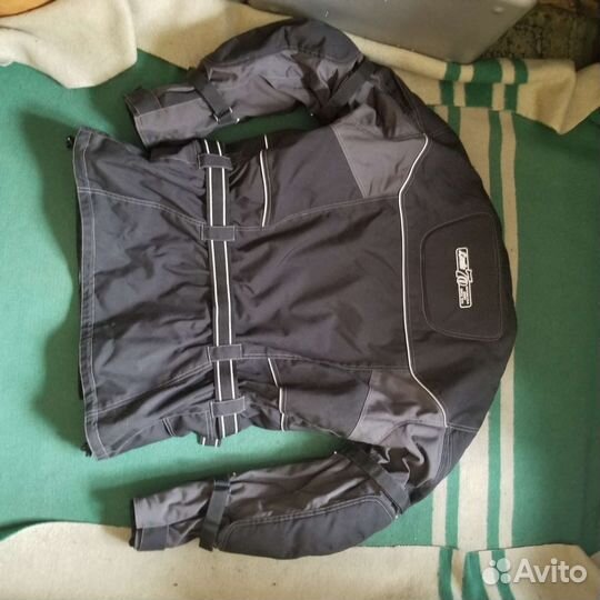 Мотокуртка