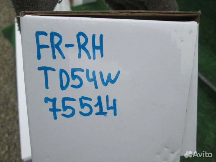 Привод передний правый Suzuki Grand Vitara TD54W