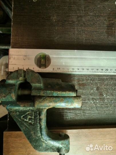Тиски слесарные СССР