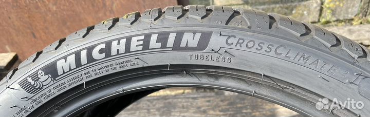 Michelin CrossClimate 2 255/35 R19