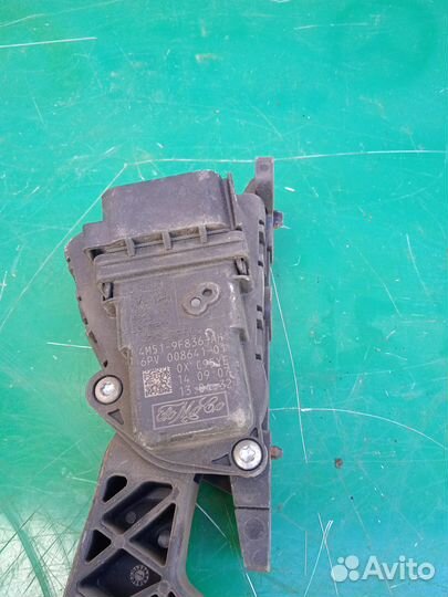 Педаль газа Ford Focus 2