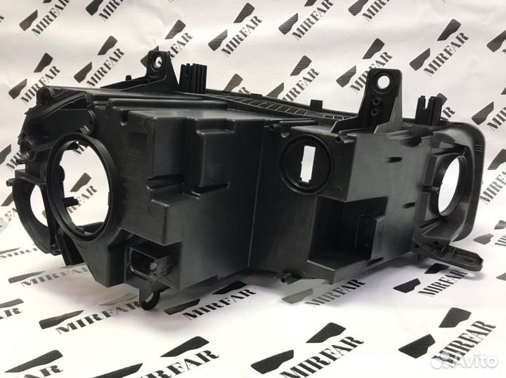 Правый корпус фары BMW X5 X6 F15/F16 2013-2015 US