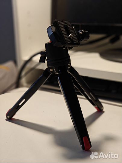 Тринога A006 Mini Portable