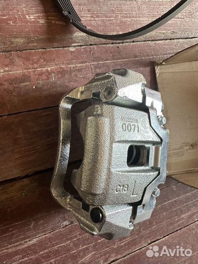 Суппорта задние на лексус Lx 570