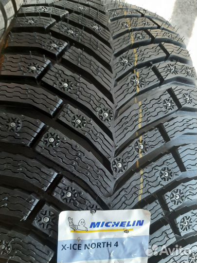 Michelin X-Ice North 4 265/40 R20 104H