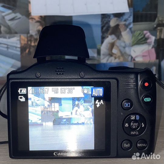 Компактный фотоаппарат Canon