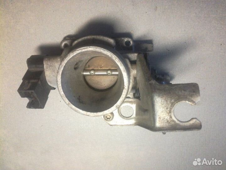 Дроссельная заслонка Ford Escort