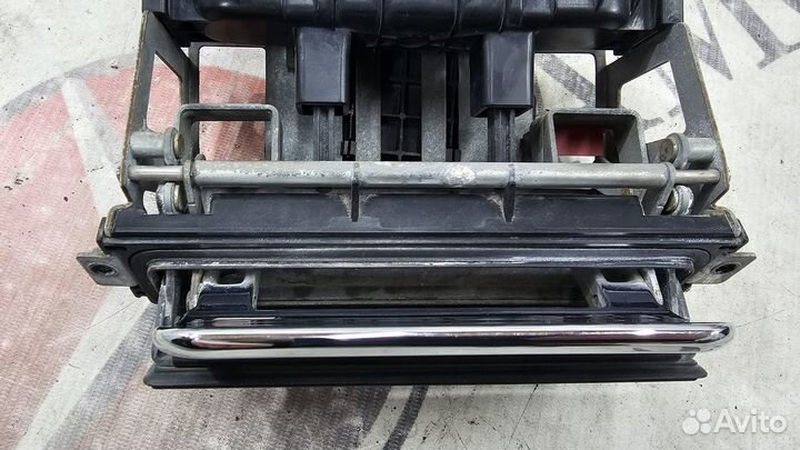 Ручка открытия багажника Mercedes-Benz W140