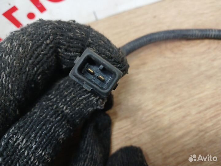 Датчик детонации Kia Spectra