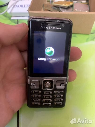 Sony Ericsson C702