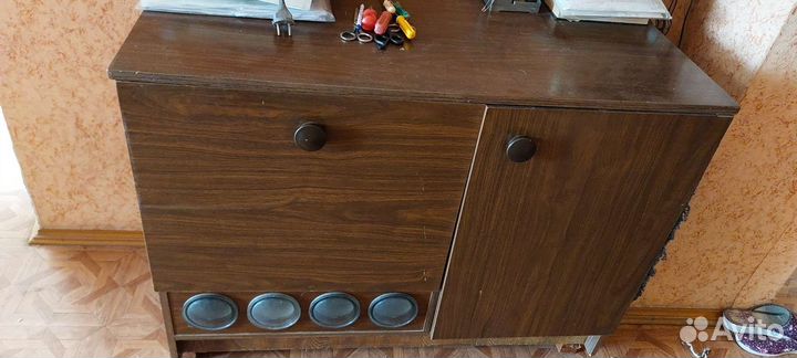 Мини бар холодильник тумба