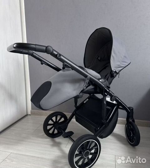 Коляска 3 в 1 отличное состояние
