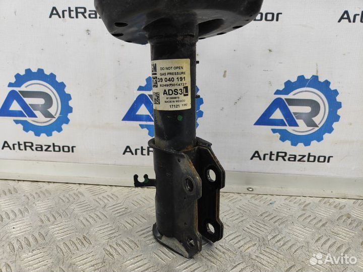 Амортизатор передний левый Chevrolet Cruze J400