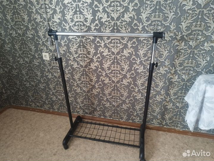 Вешалка для одежды