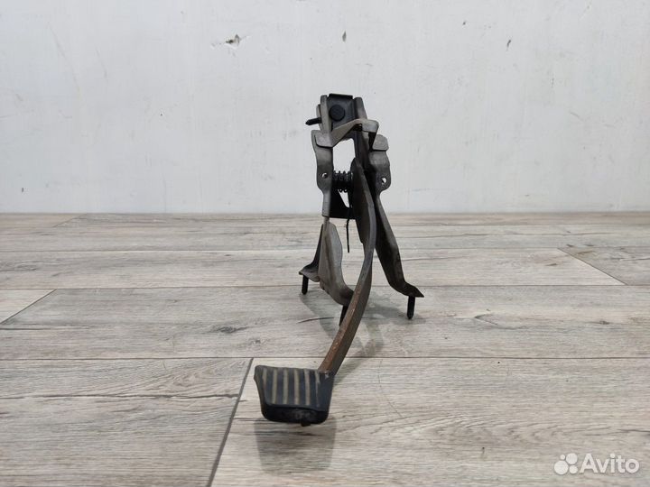 Педаль тормоза Nexia Нексия